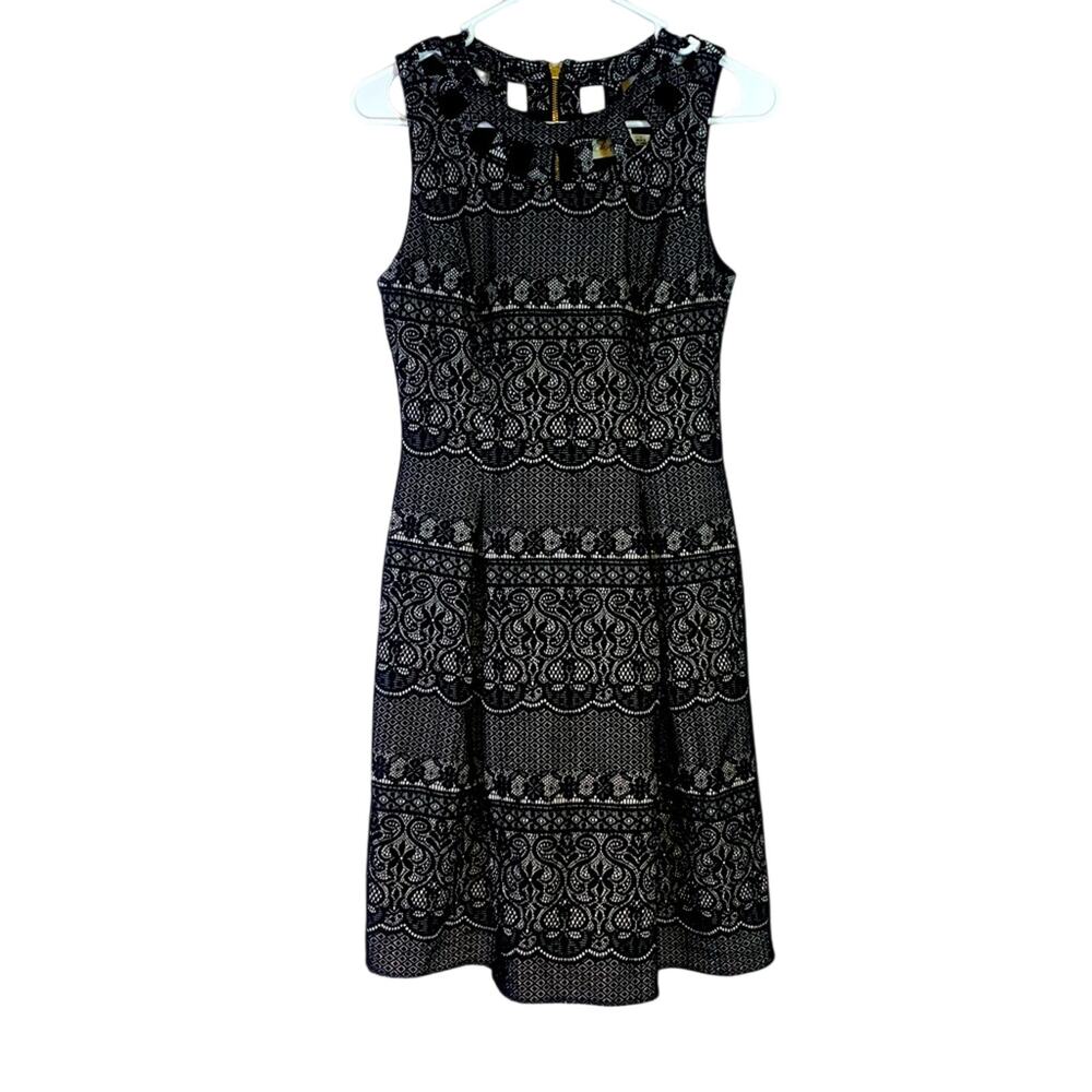 Eliza J Black and White Fit & Flare Sleeveless Dress Size 4 AA0502